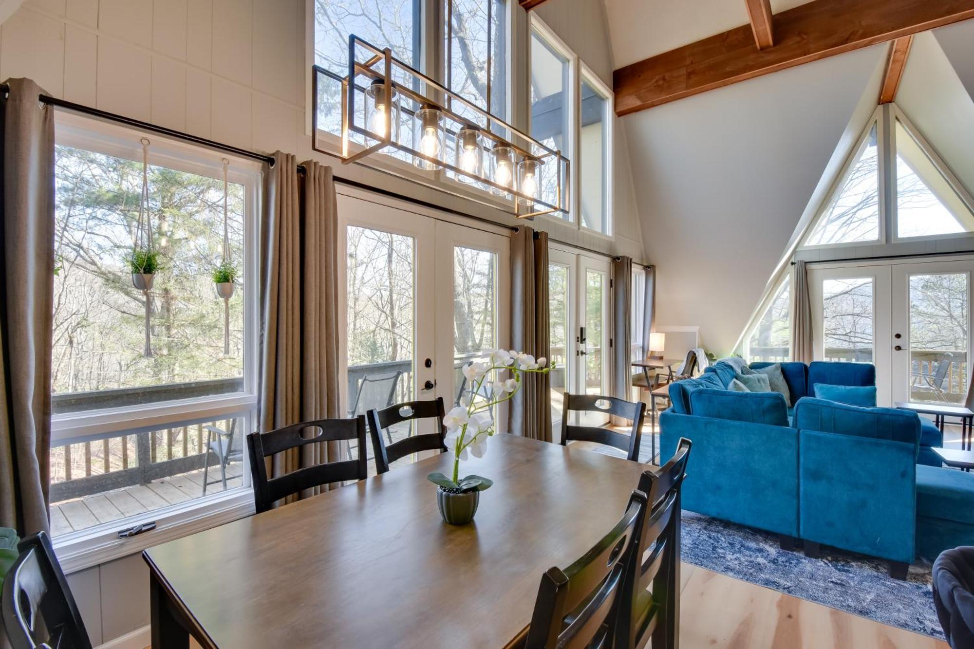 Spacious And Newly Remodeled A-Frame With 2 Decks Villa Dillard Exterior photo